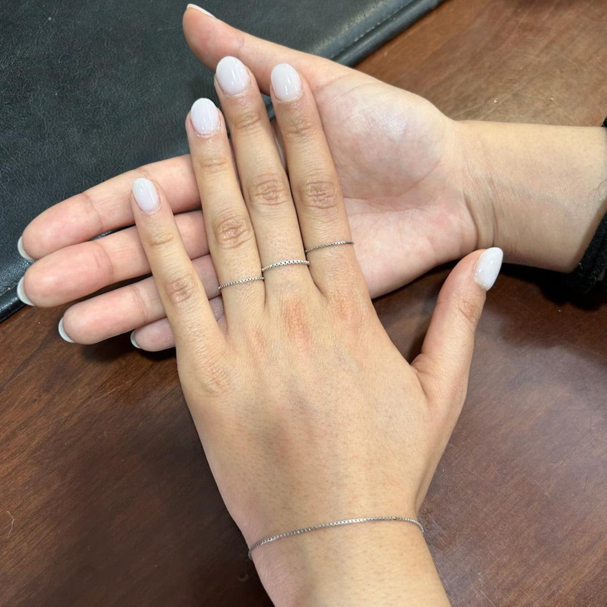 Anello saldato al dito argento 925